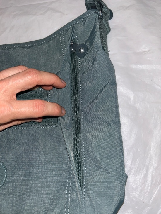 NWOT Kipling Belammie Light Aloe Crossbody Shoulder Bag (No monkey keychain) - Picture 3 of 6